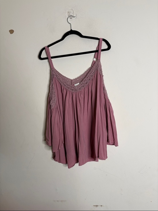 Good Luck Gem Tops - Good Luck Gem Mauve Crochet-Trim Cold-Shoulder Camisole